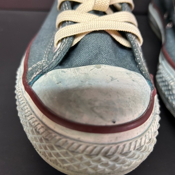 Chuck Taylor Low - Picture 4 of 8